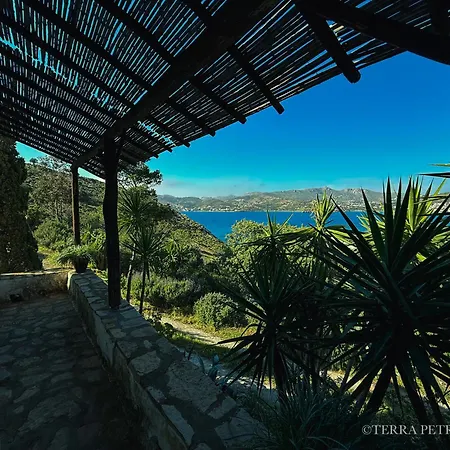 Terra Petra Vakantiehuis Drymonas